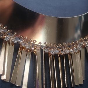 Gold collar necklace